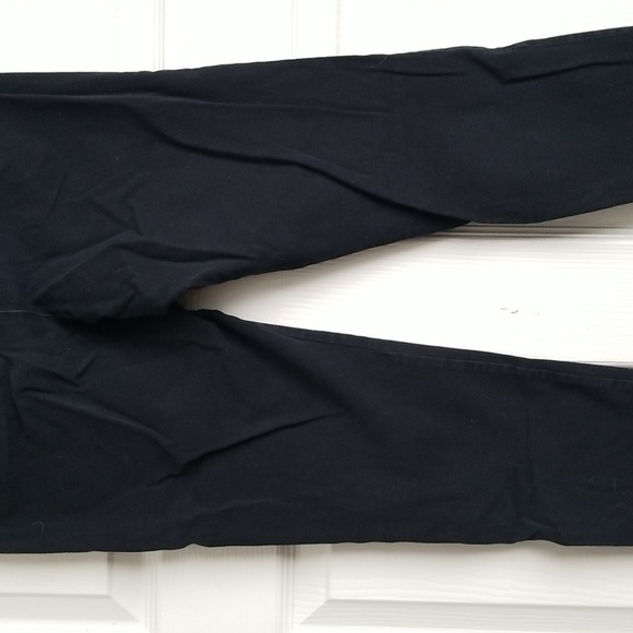 Old Navy Pixie Pants - Picture 8 of 15